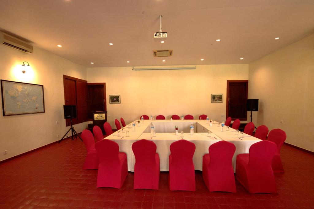 Image of Fishtail Lodge 10