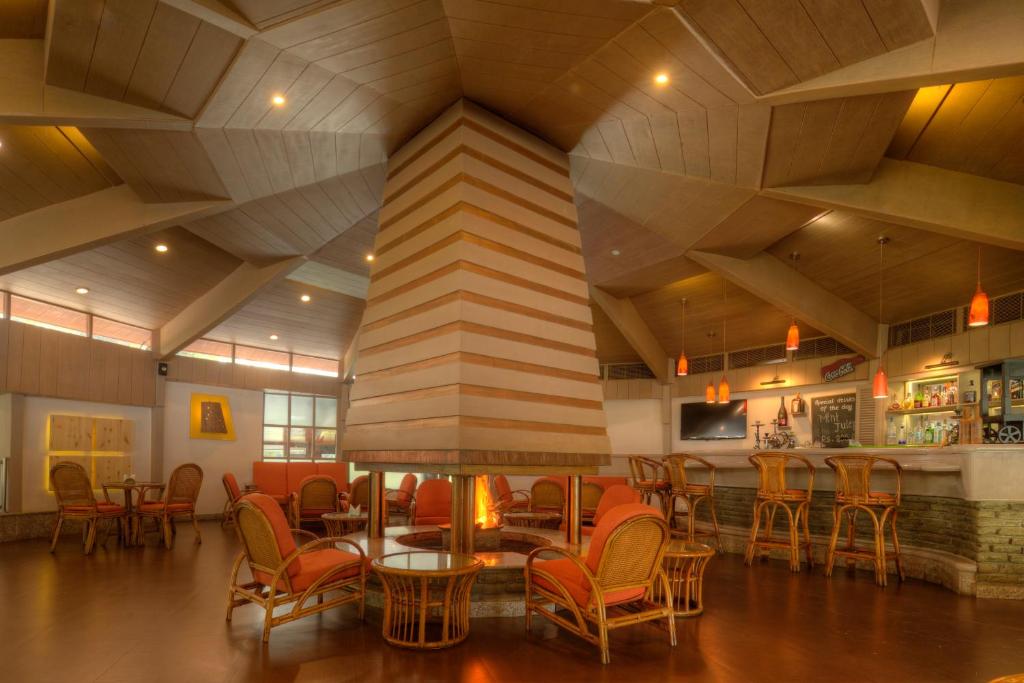 Image of Fishtail lodge 6