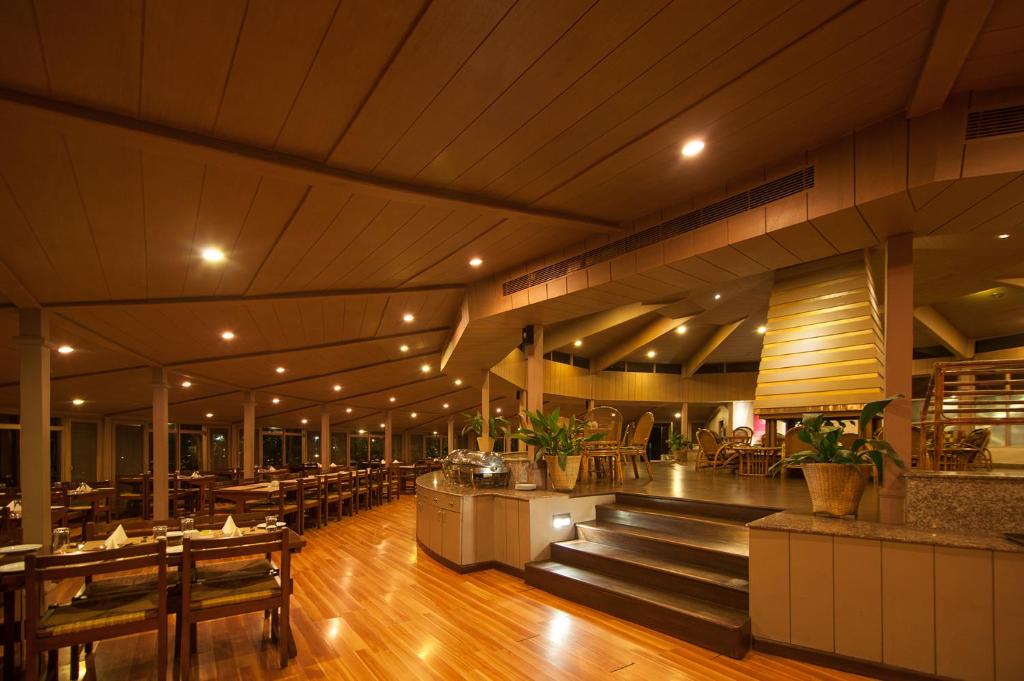 Image of Fishtail Lodge 8